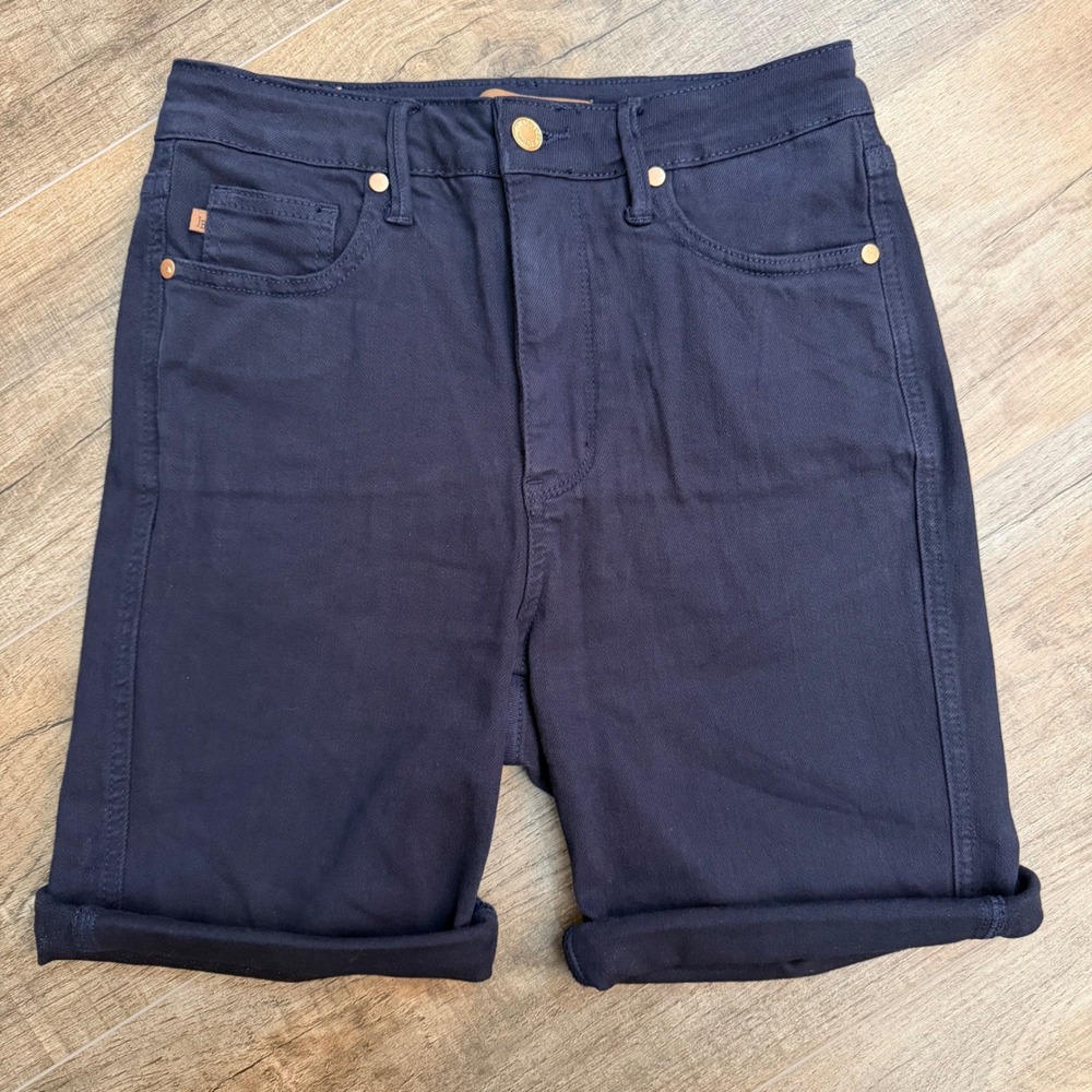 Judy Blue Navy Garment Dyed Bermuda Shorts Cuffed Stretch Denim Womens M Classic